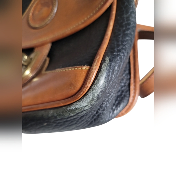 Vintage Dooney & Bourke Black AWL Square Carrier Messenger/Crossbody Bag - Picture 4 of 16